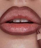 مداد چشم قهوه ای^